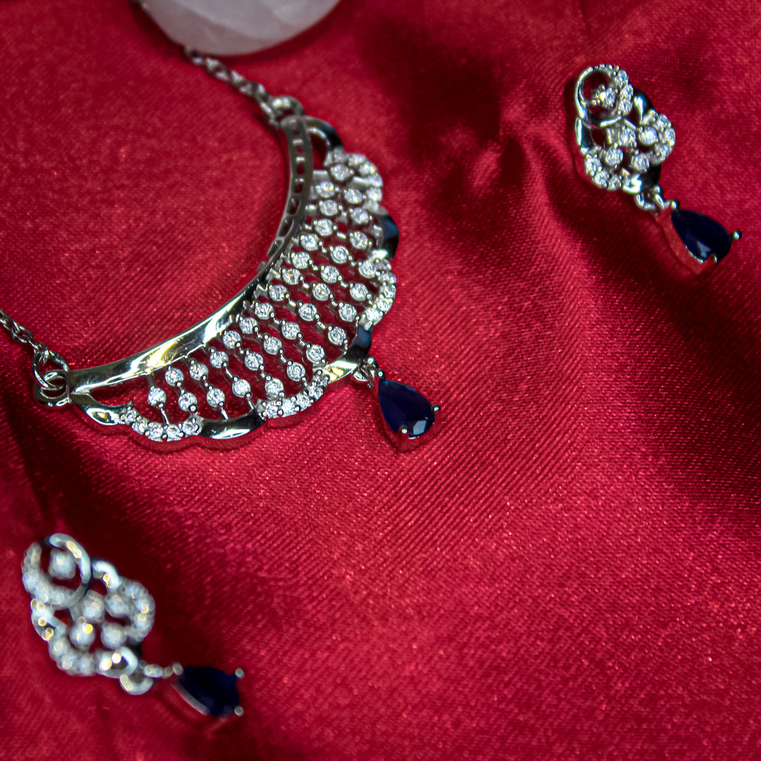 Celeste Drop Mangalsutra Set