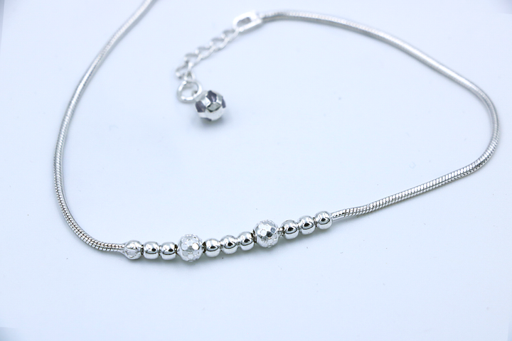 Lissome Thread Anklet