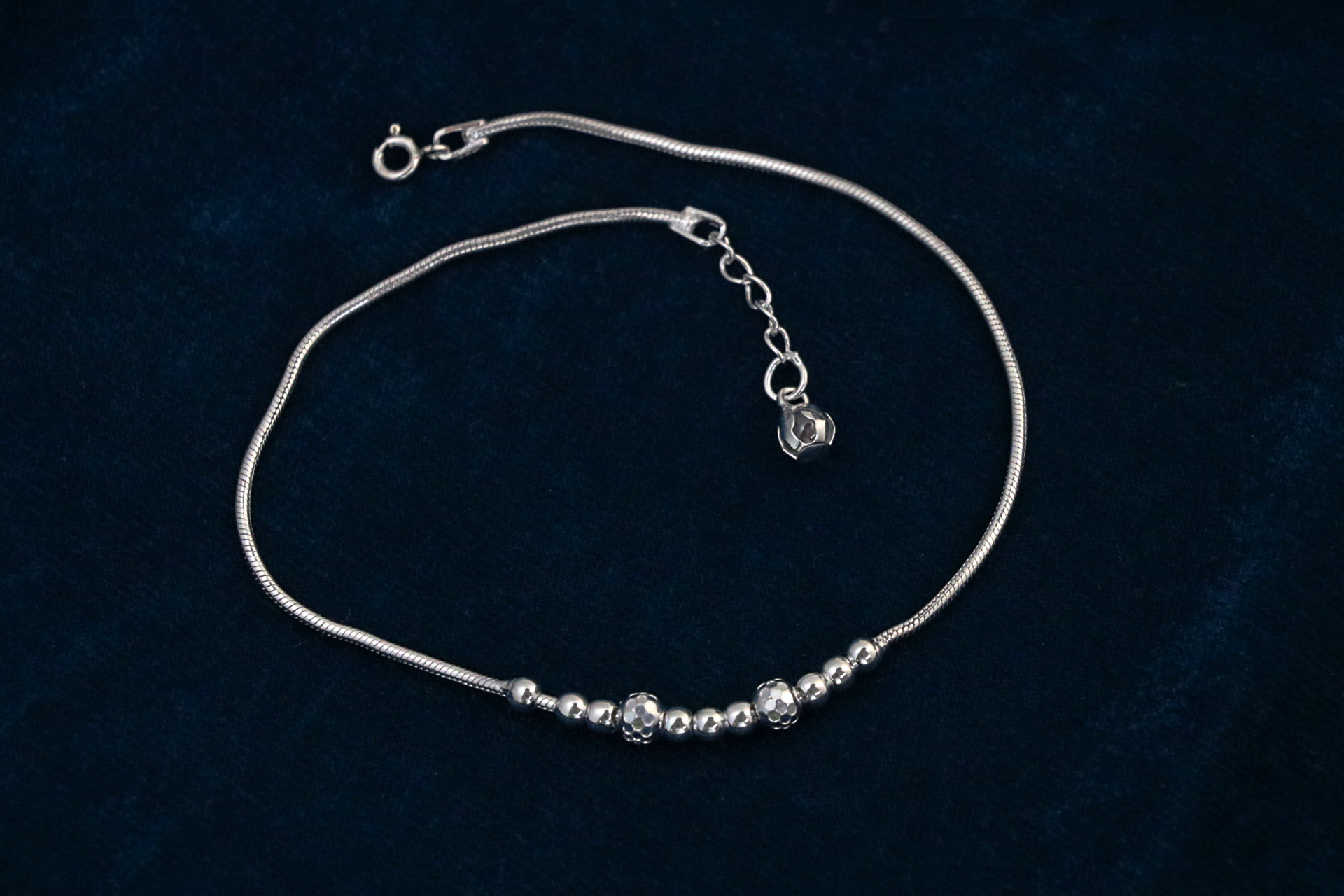 Lissome Thread Anklet
