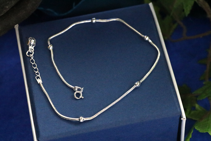 Pebble Strand Anklet