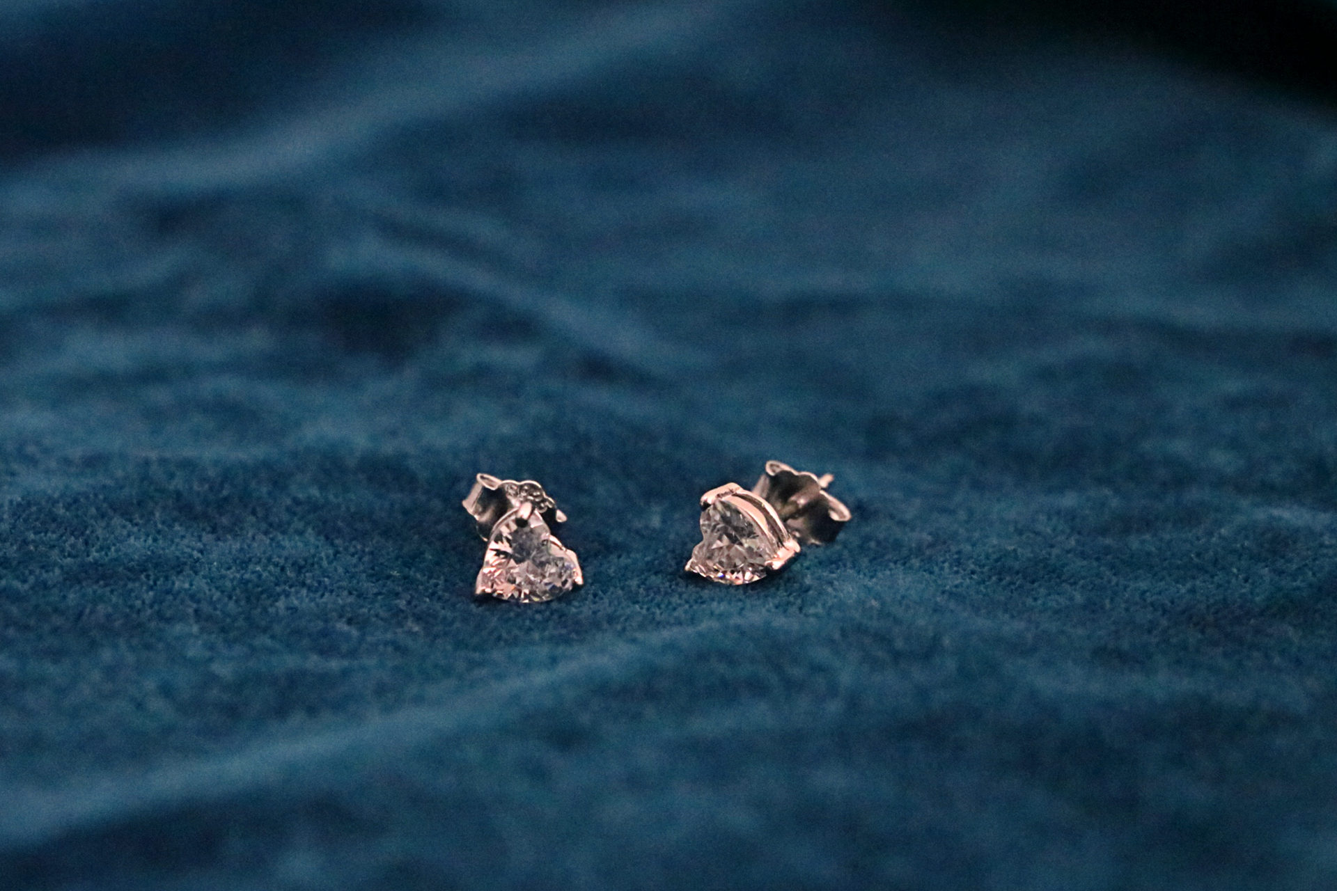 Tri-Edge Studs