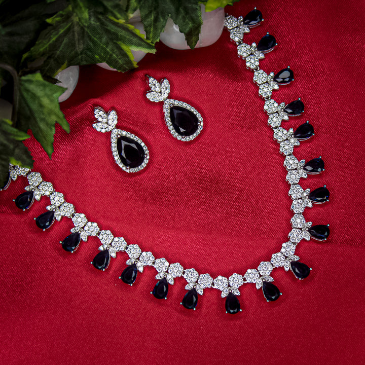 Royal Teardrop Ensemble Set