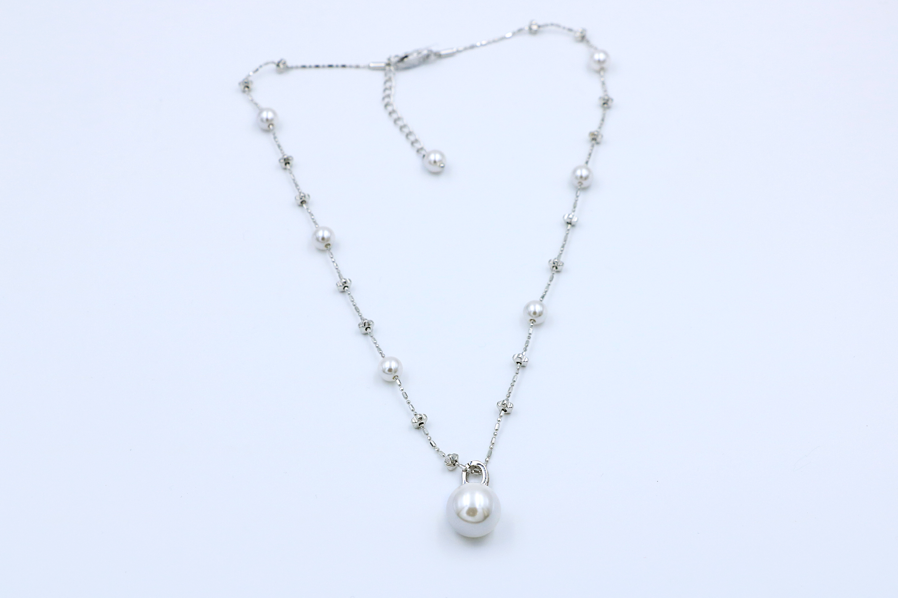 Pearl Arc Pendant Duo