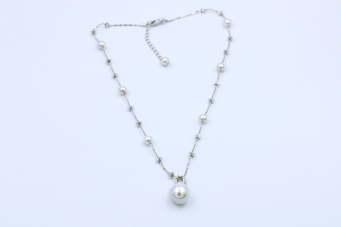 Pearl Arc Pendant Duo