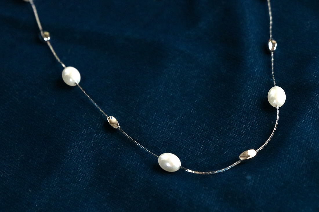 Pearl layered Chain