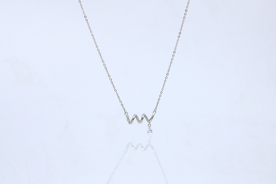 Wavelyn Pendant Chain