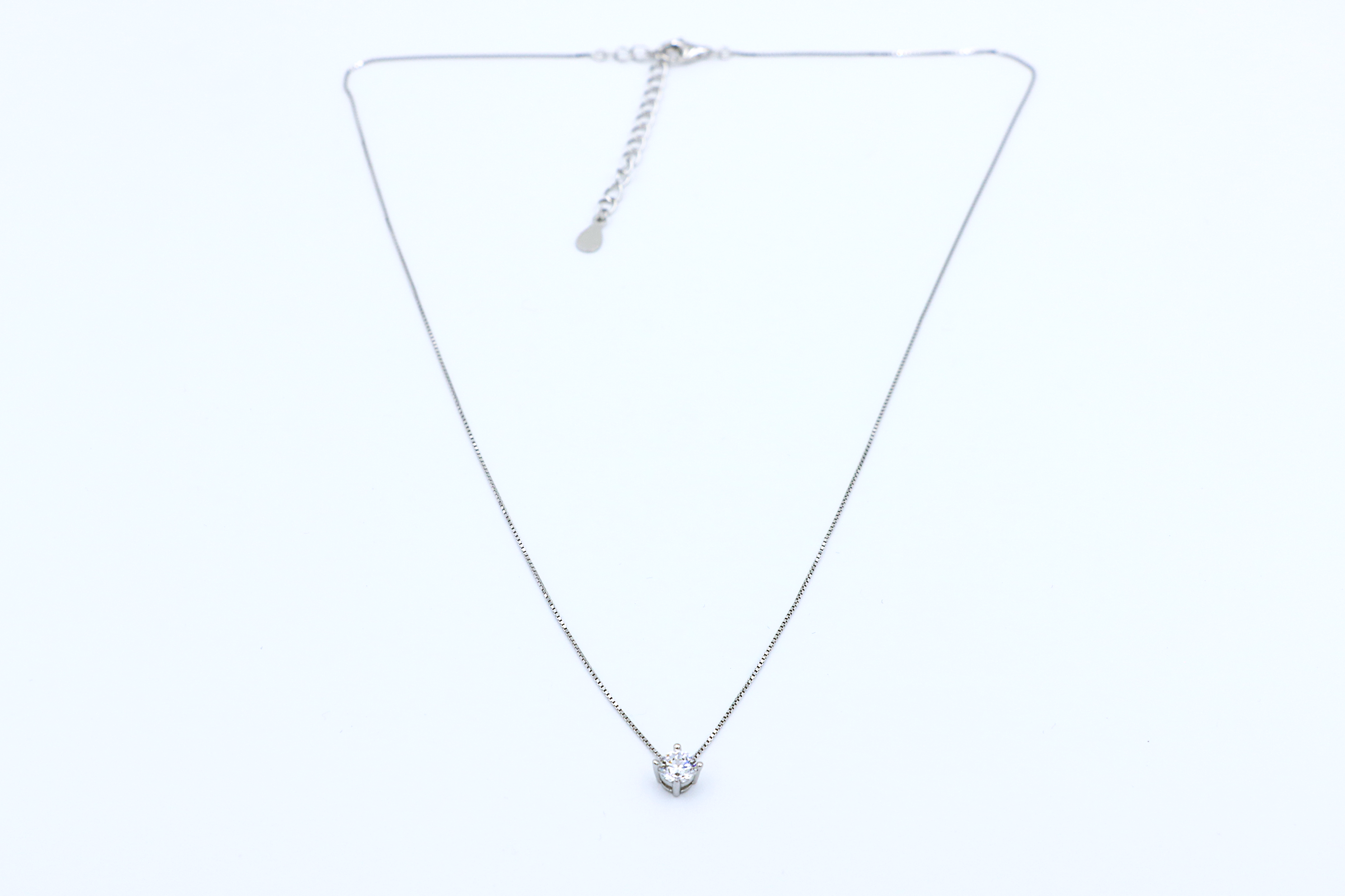 Nova Petal Pendant Chain