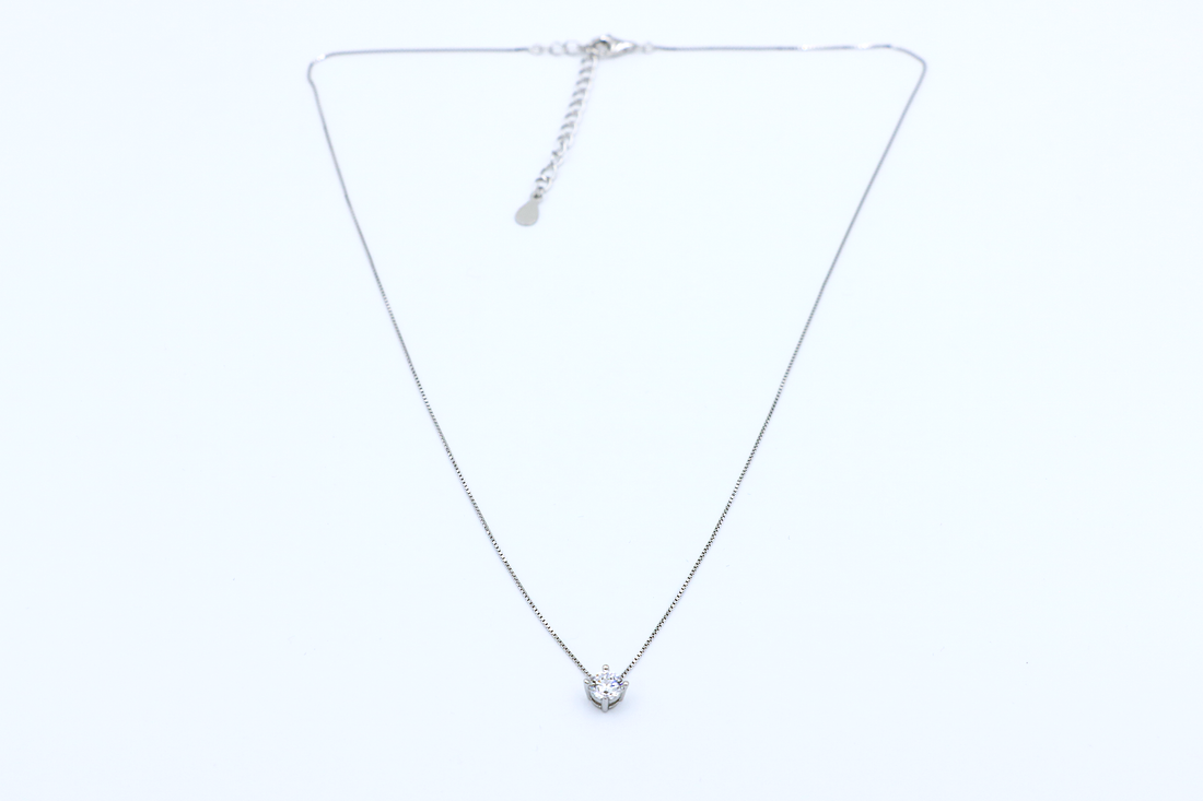 Nova Petal Pendant Chain