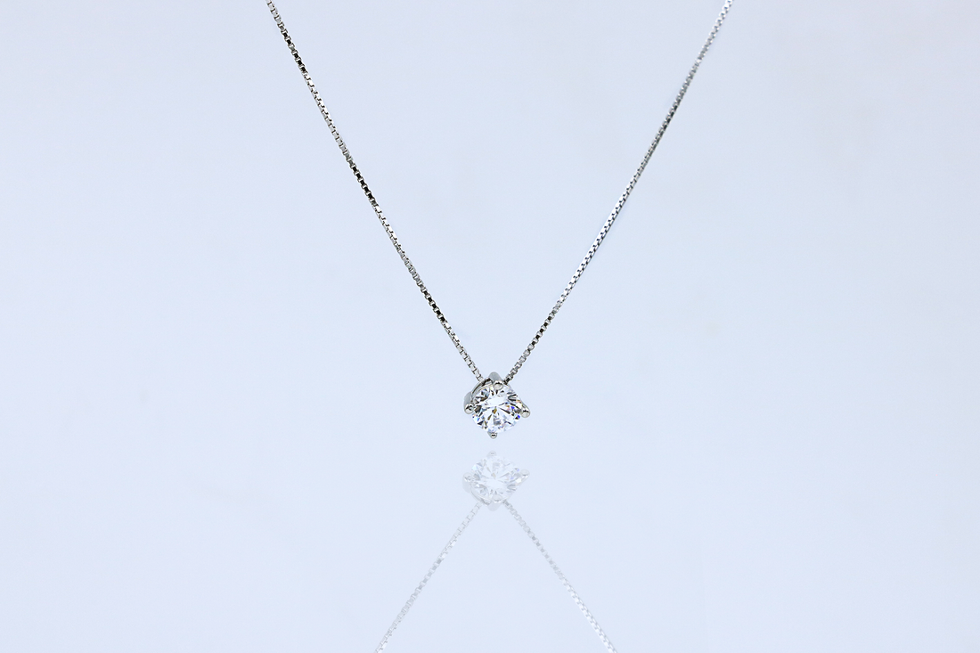 Nova Petal Pendant Chain