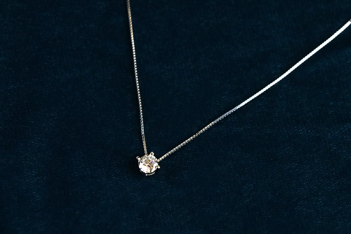 Nova Petal Pendant Chain