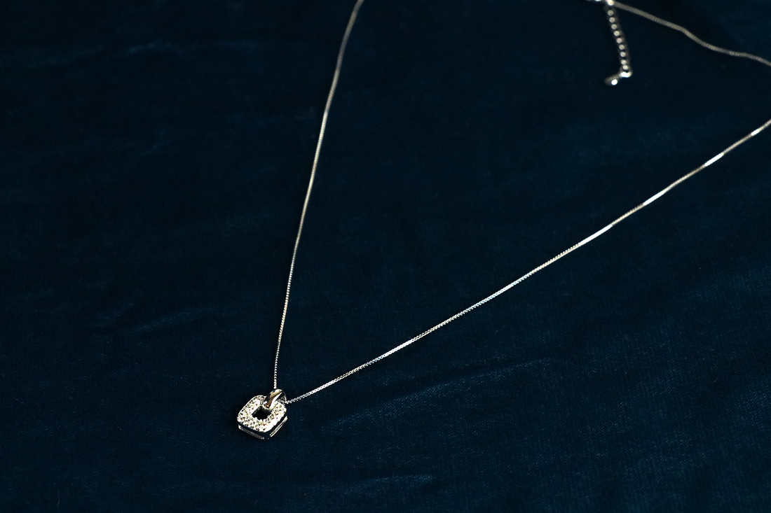 Square Bliss Pendant Chain