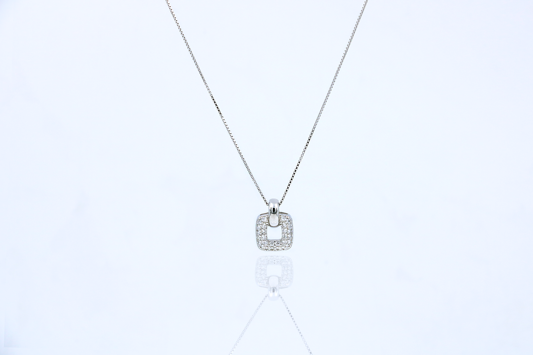 Square Bliss Pendant Chain