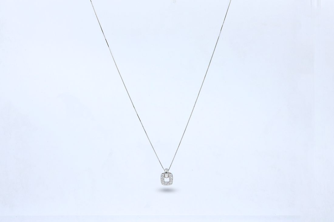 Square Bliss Pendant Chain