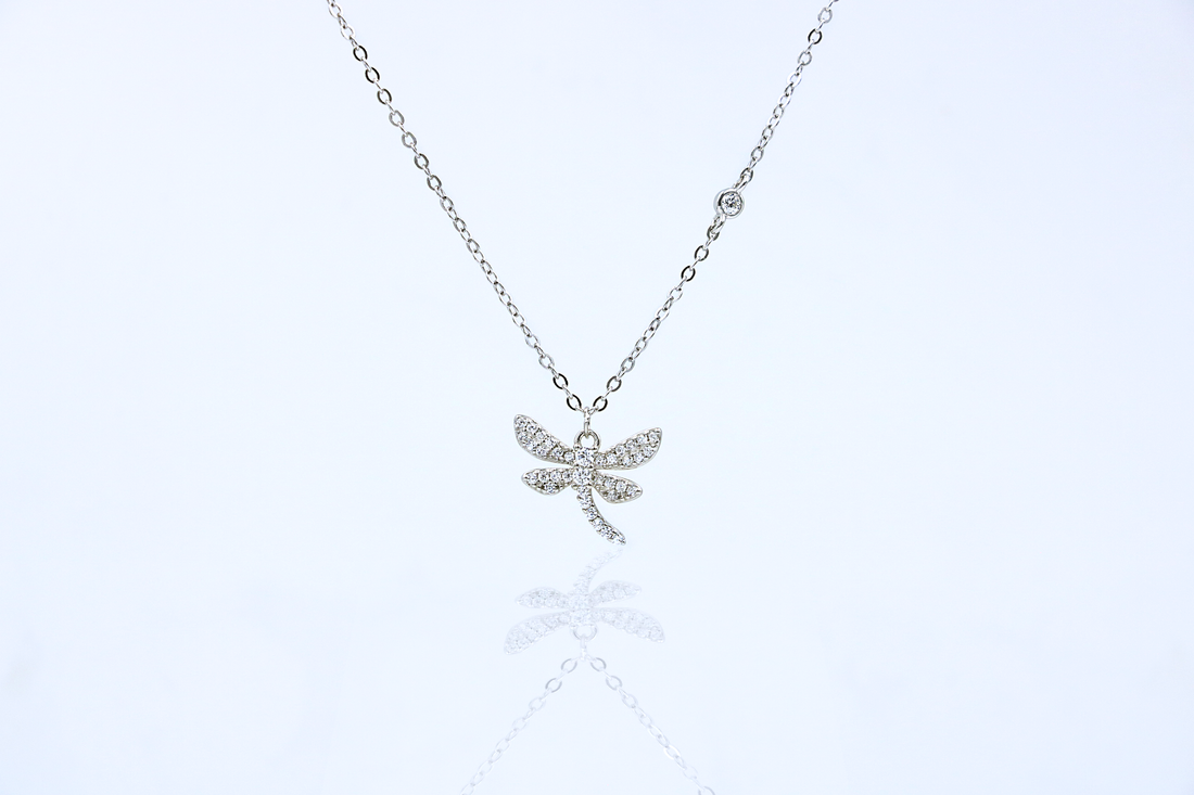 Dragonfly Bloom Pendant Chain