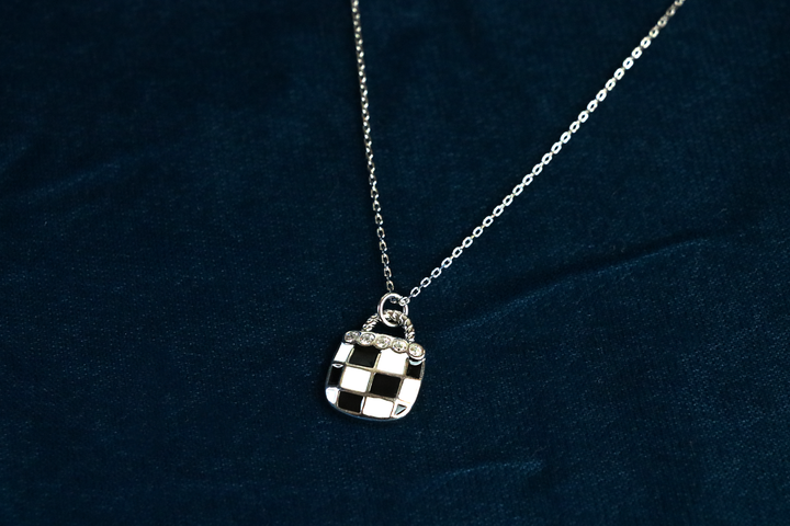 Checkmate Pendant Chain
