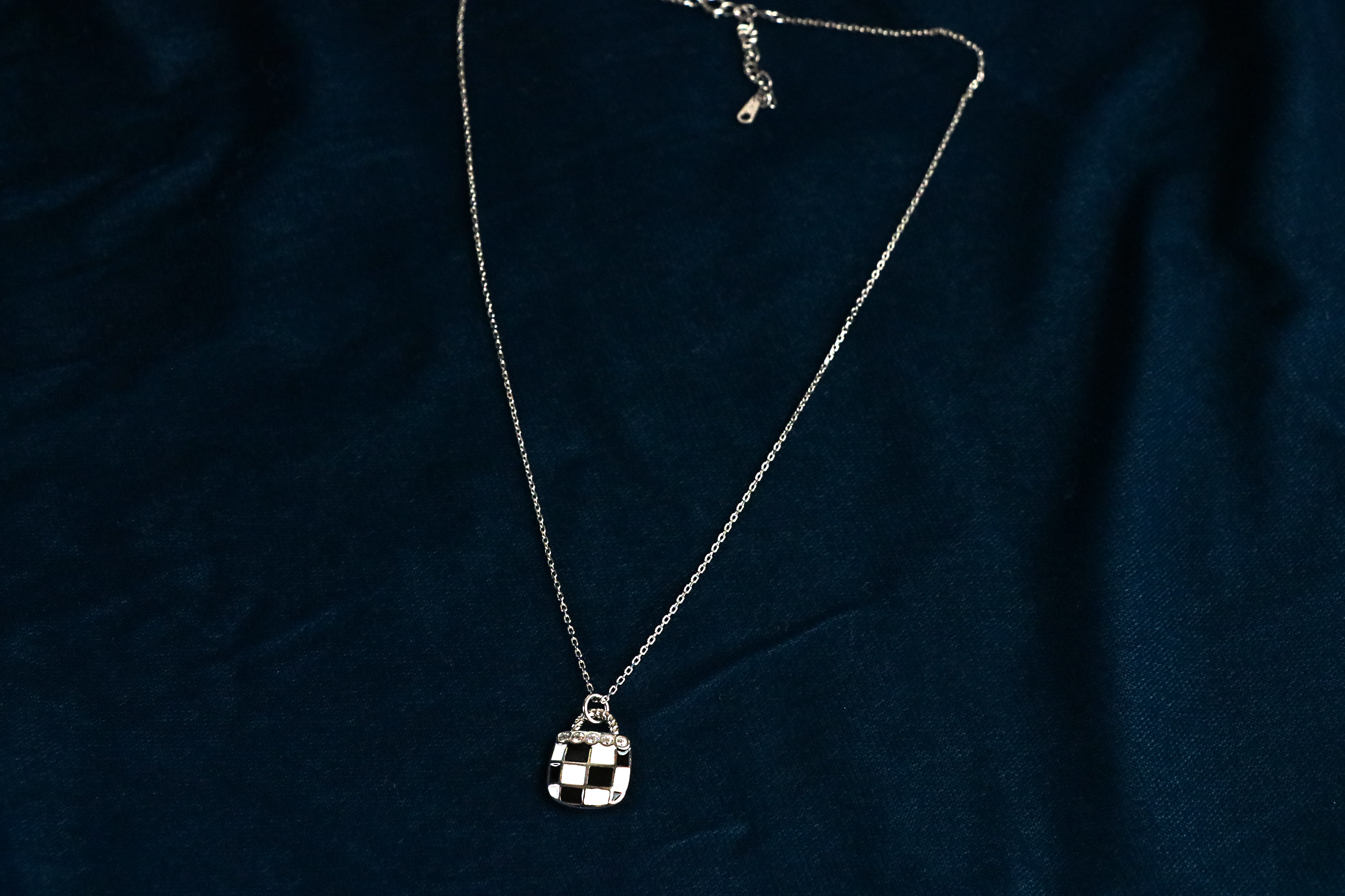 Checkmate Pendant Chain