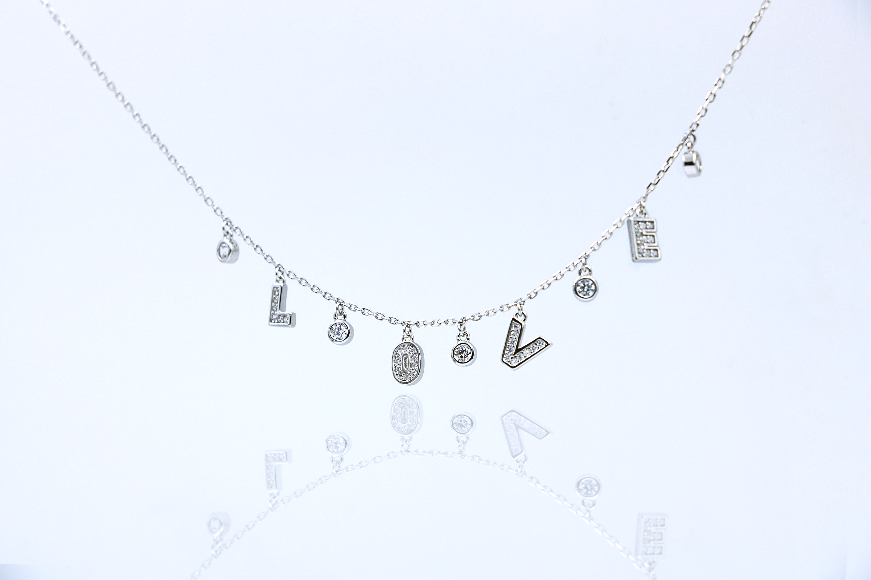 Love Link Pendant Chain