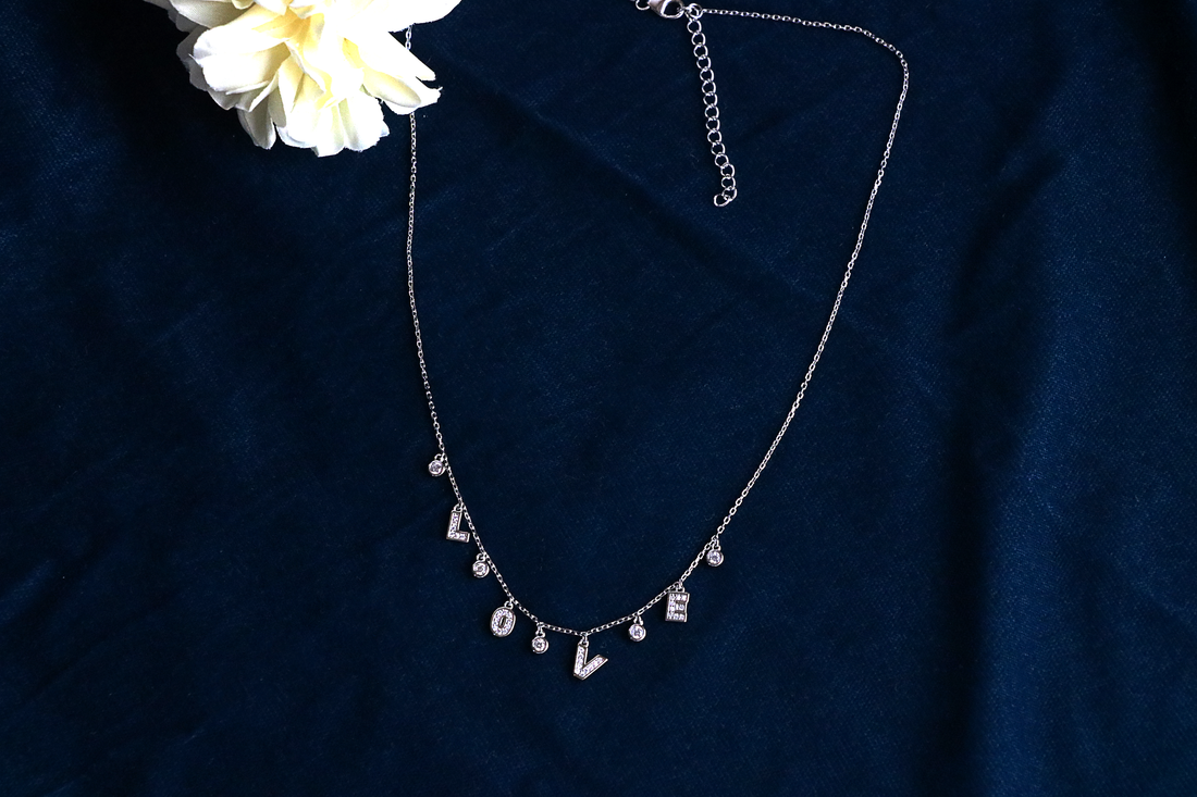 Love Link Pendant Chain