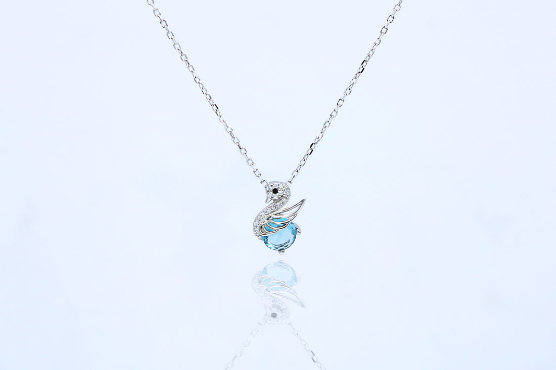 Sky blue Swan Pendant Chain