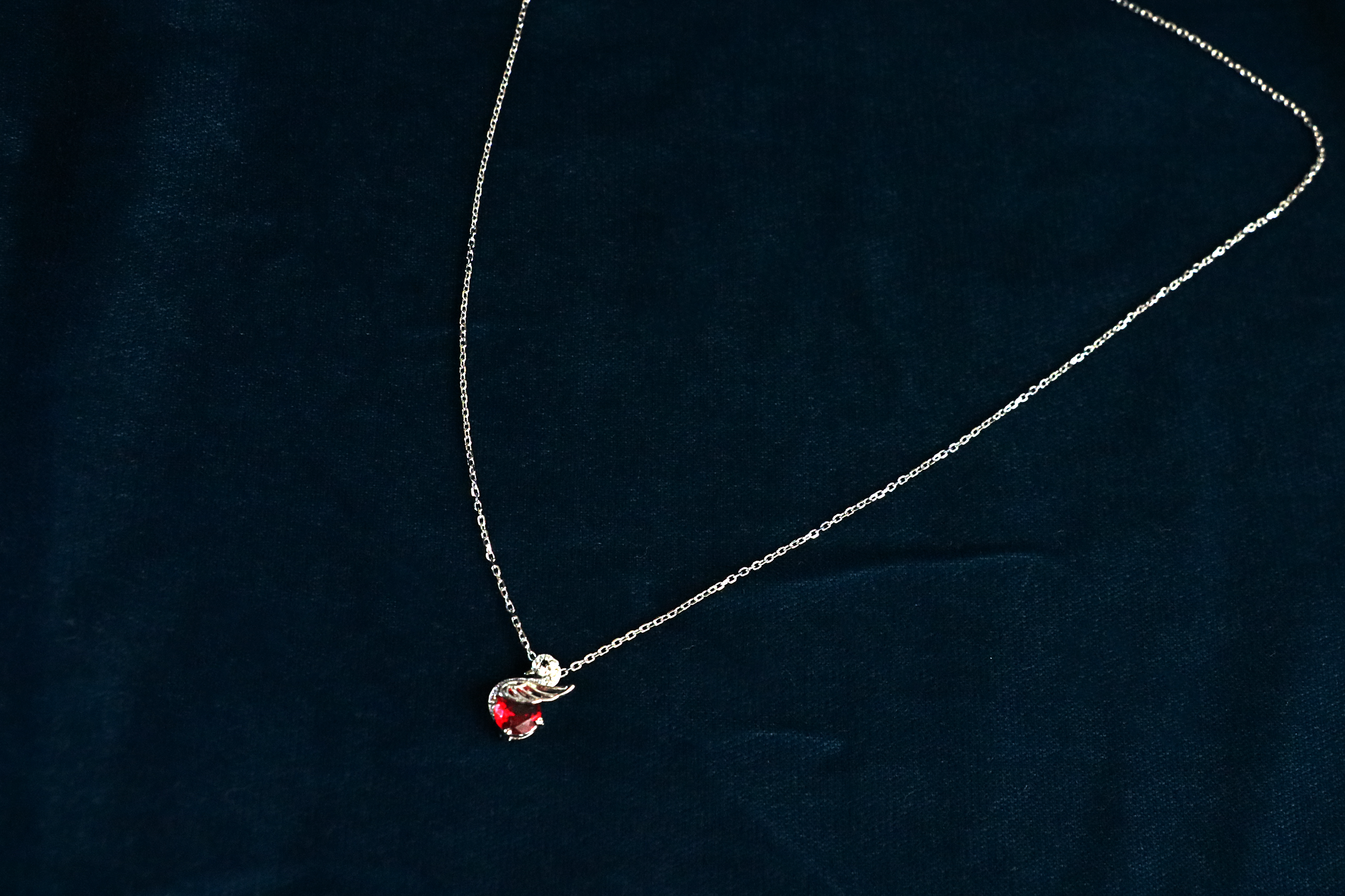 Flame Swan Pendant Chain