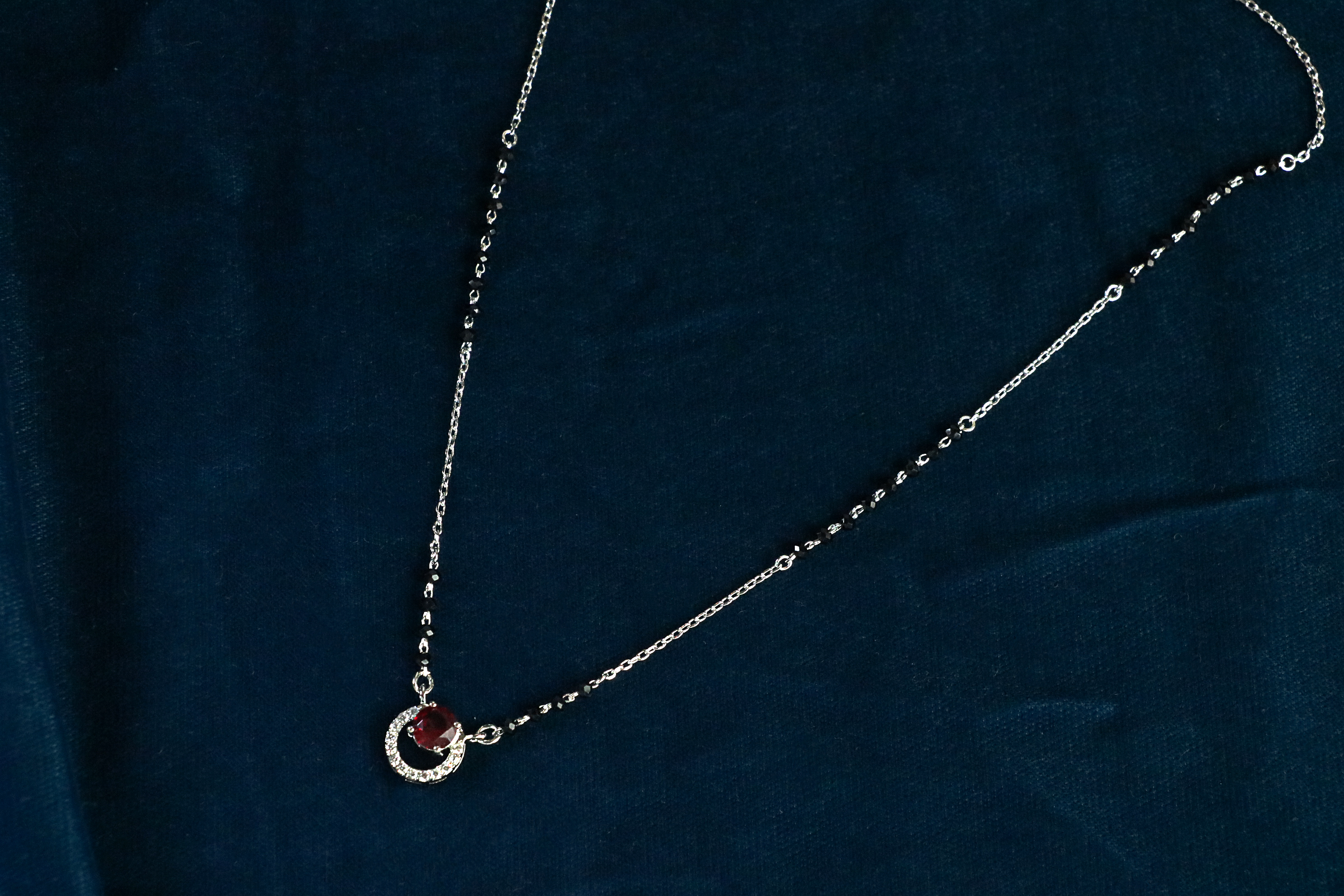 Crimson Halo Pendant Chain