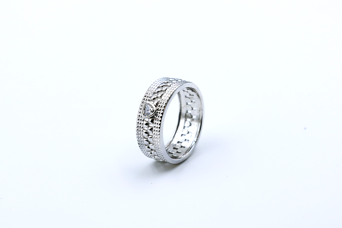 Brickline Crest Ring