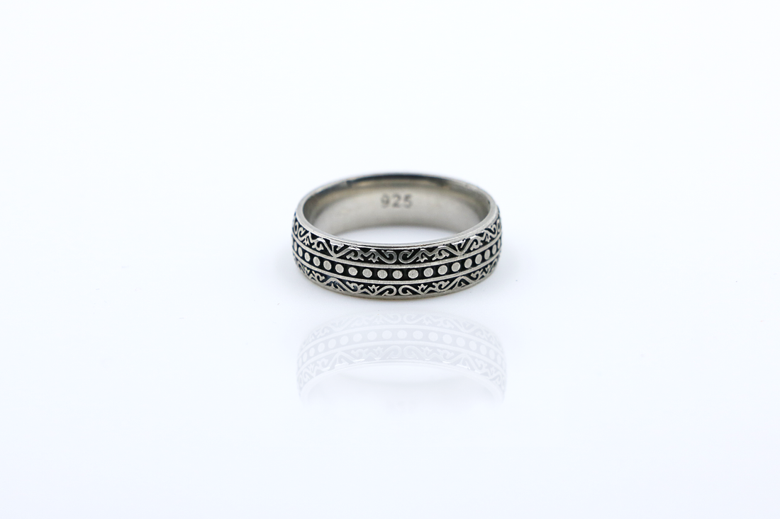 Rajcrest Ring