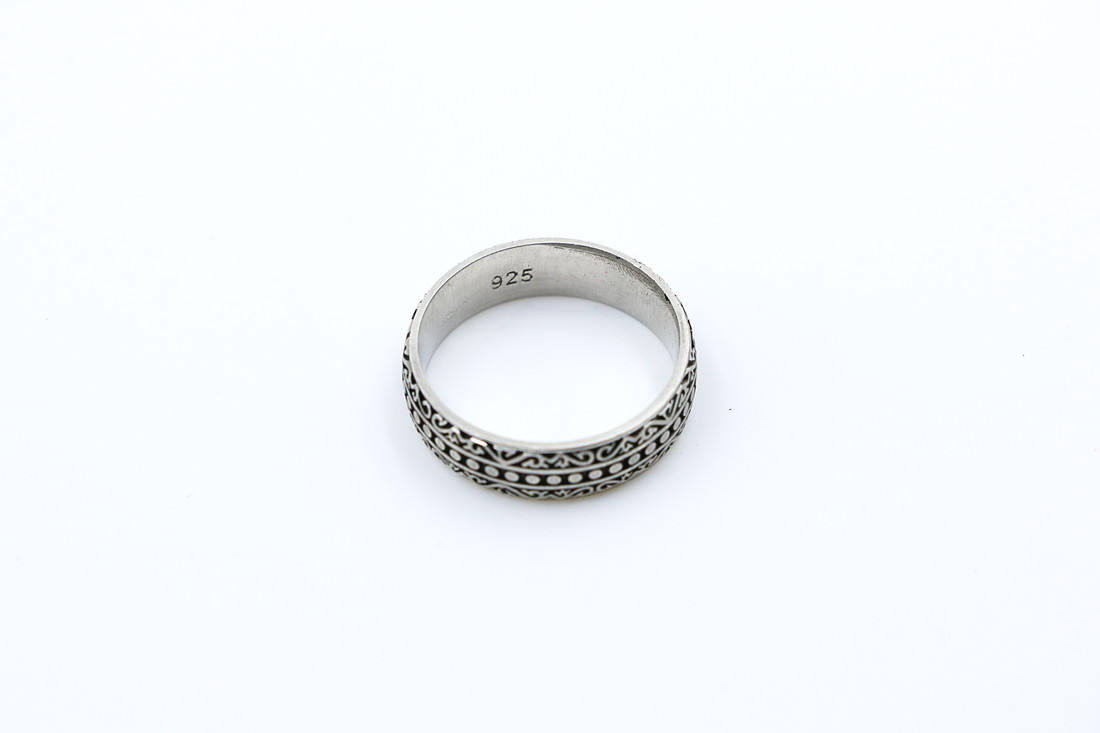 Rajcrest Ring