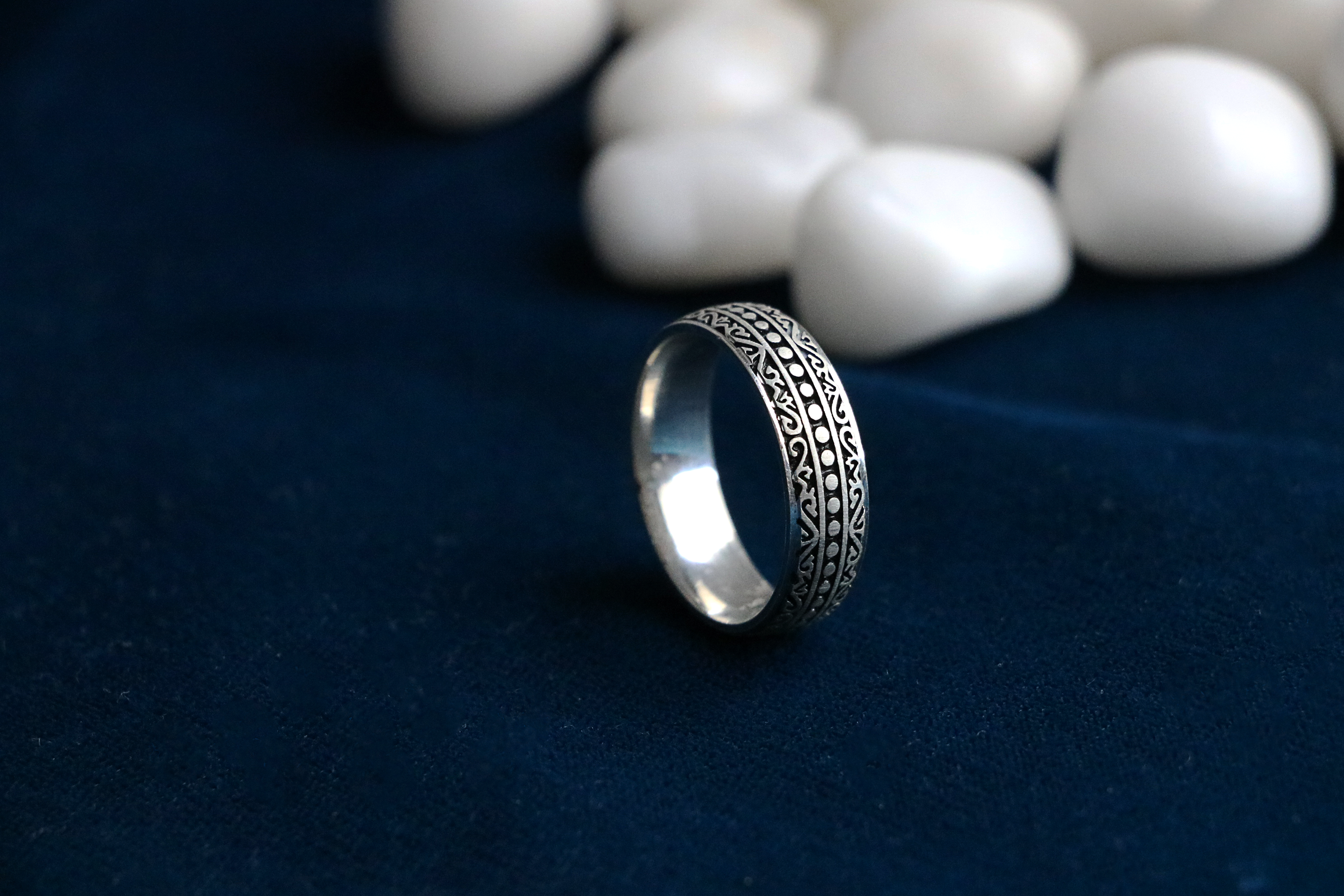 Rajcrest Ring