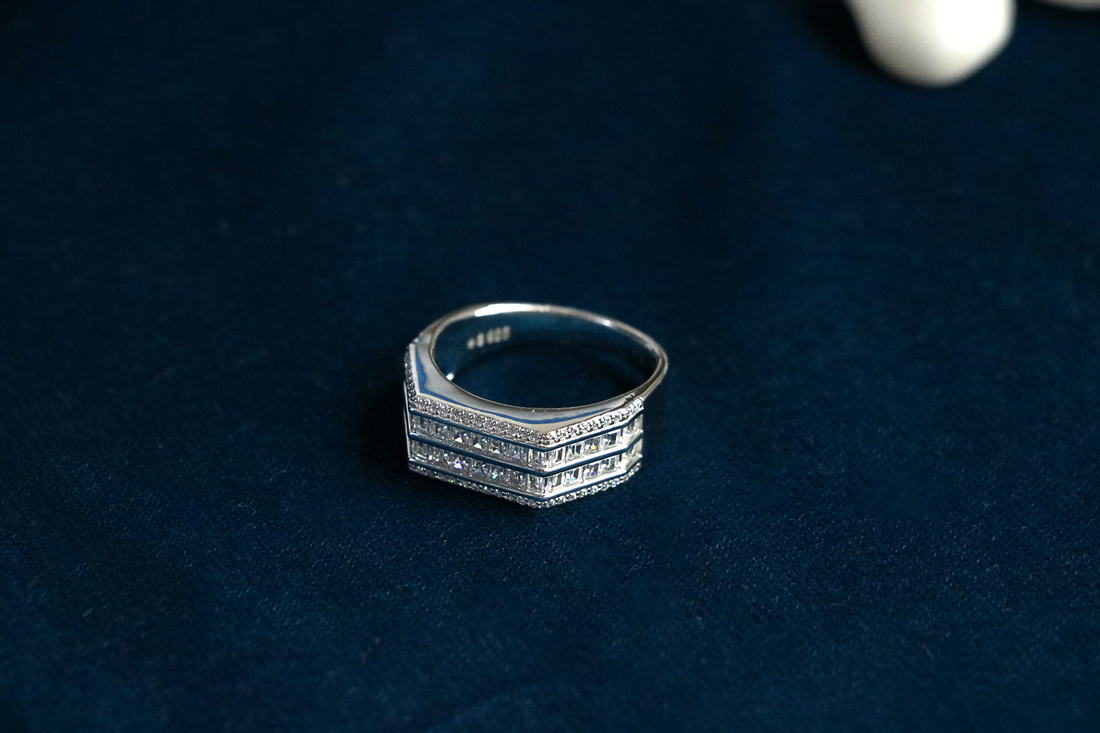 Crownline Ring