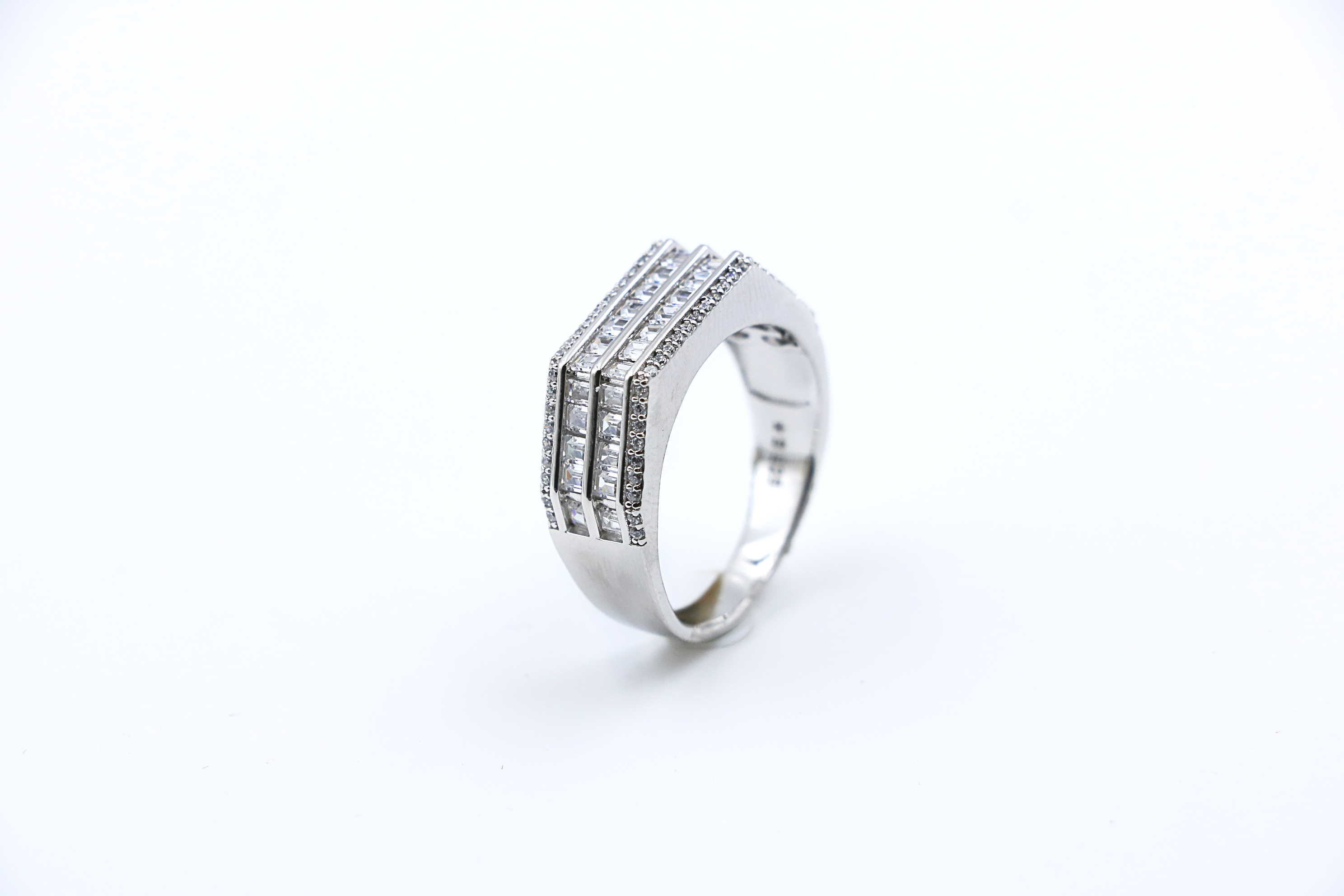 Crownline Ring