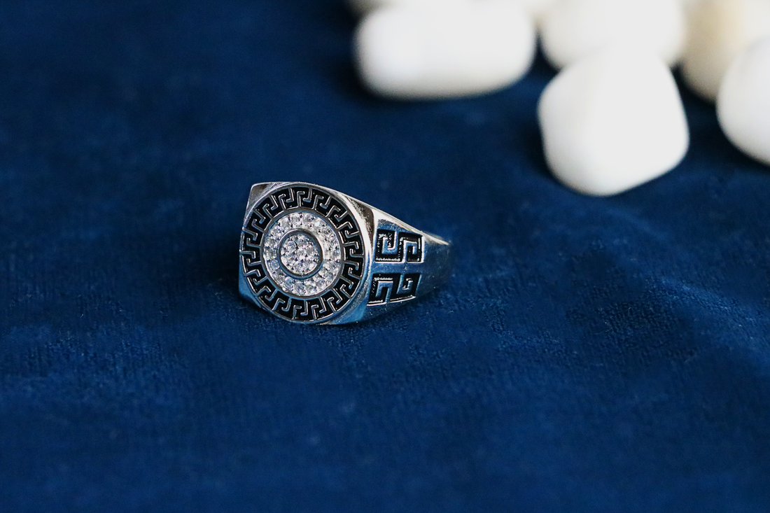 Regal Versace Ring