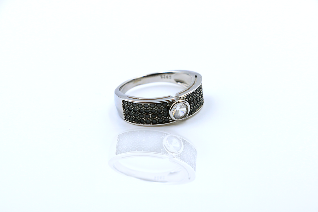 Eclipse Halo Ring