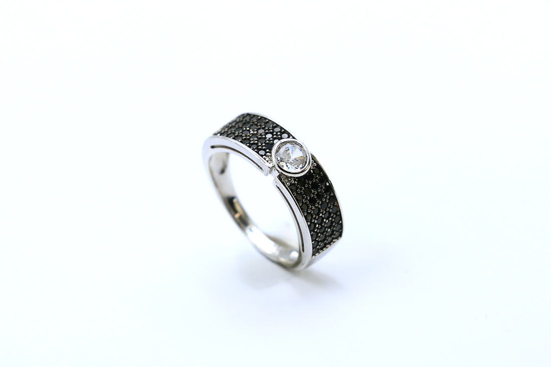 Eclipse Halo Ring