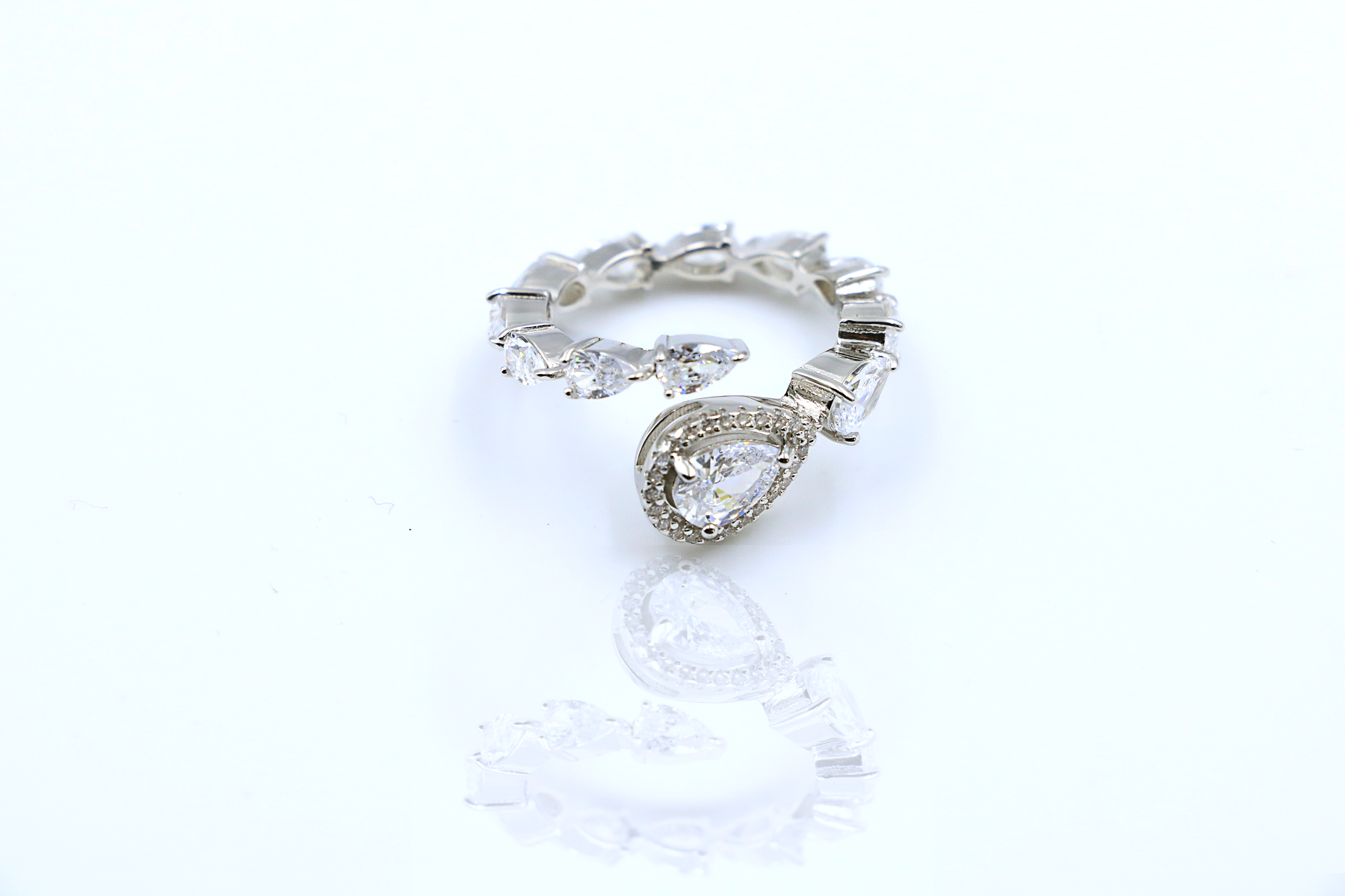 Crown Adjustable Ring