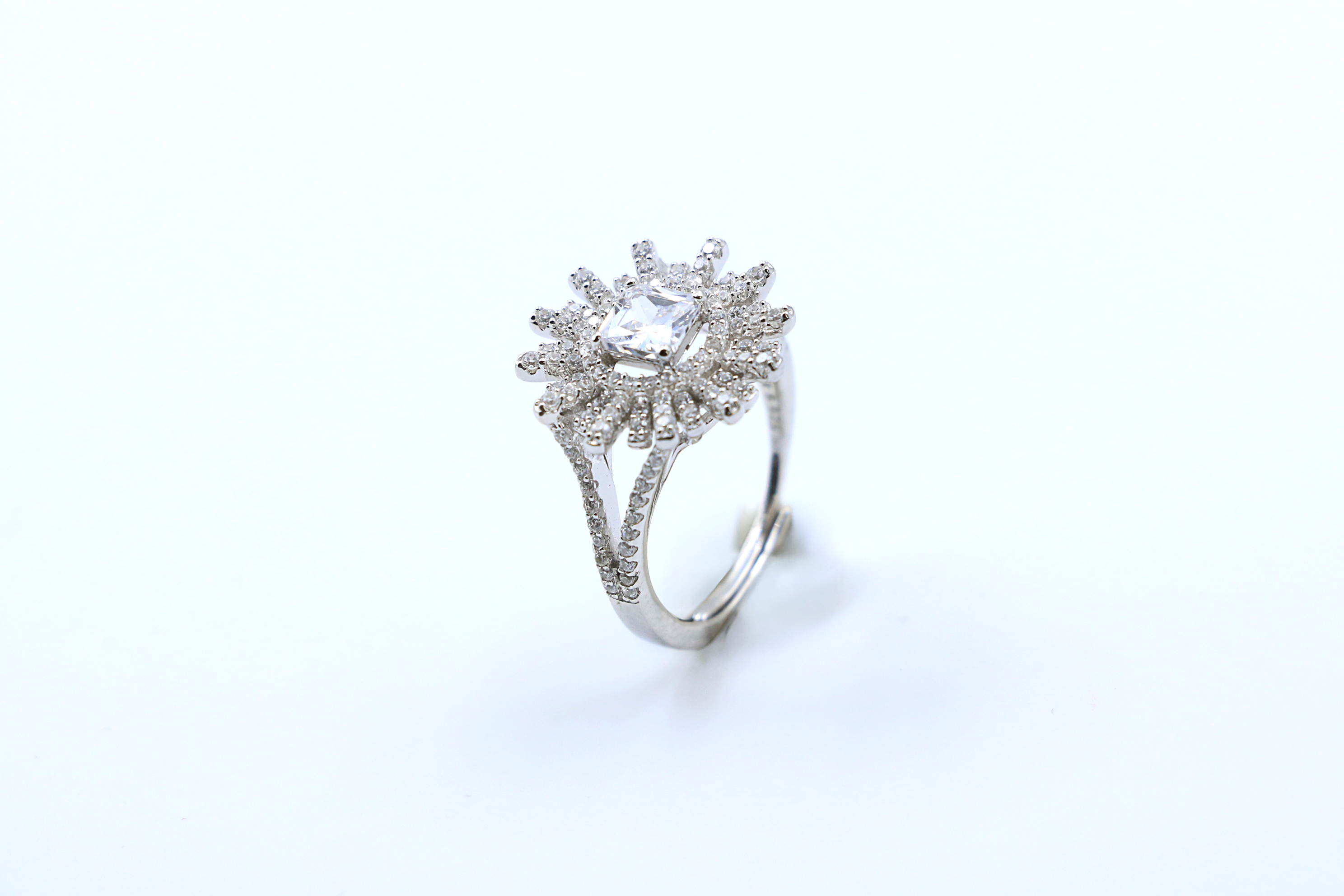 Starburst Adjustable Ring