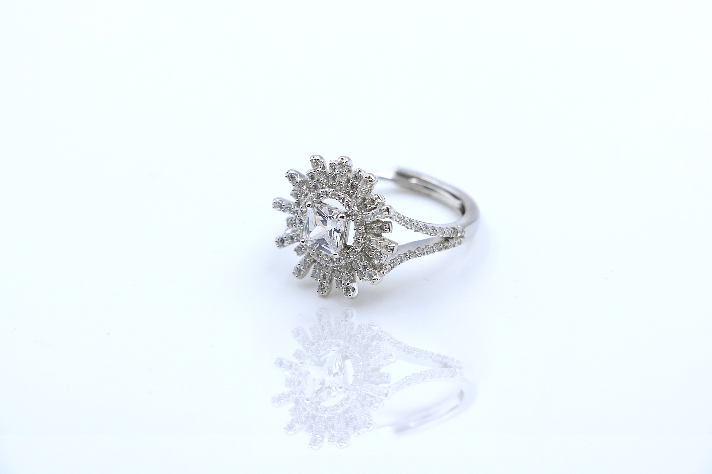 Starburst Adjustable Ring