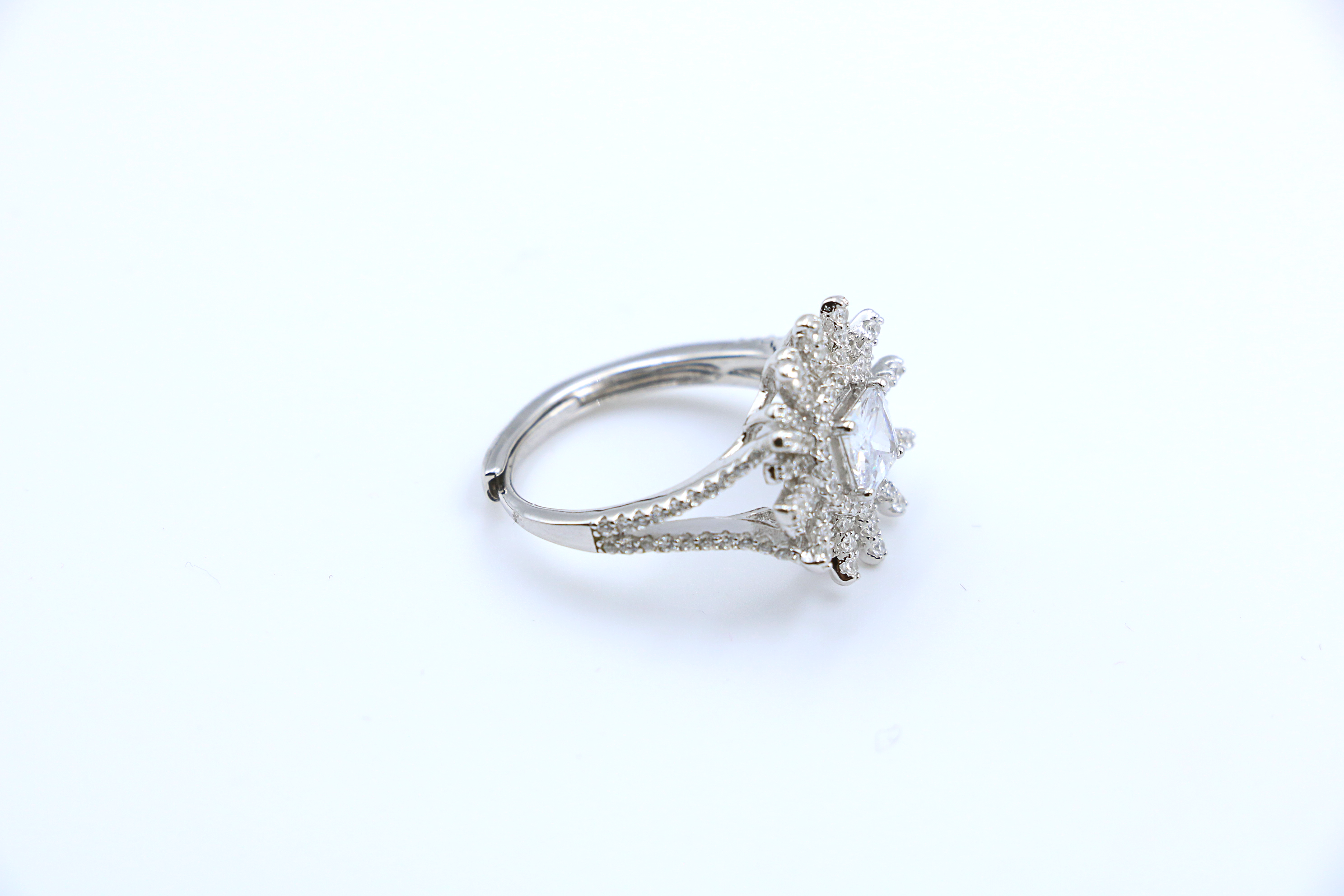 Starburst Adjustable Ring