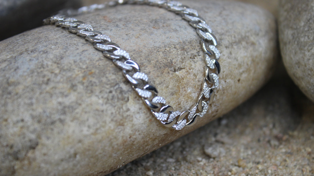 Frost Curb Bracelet