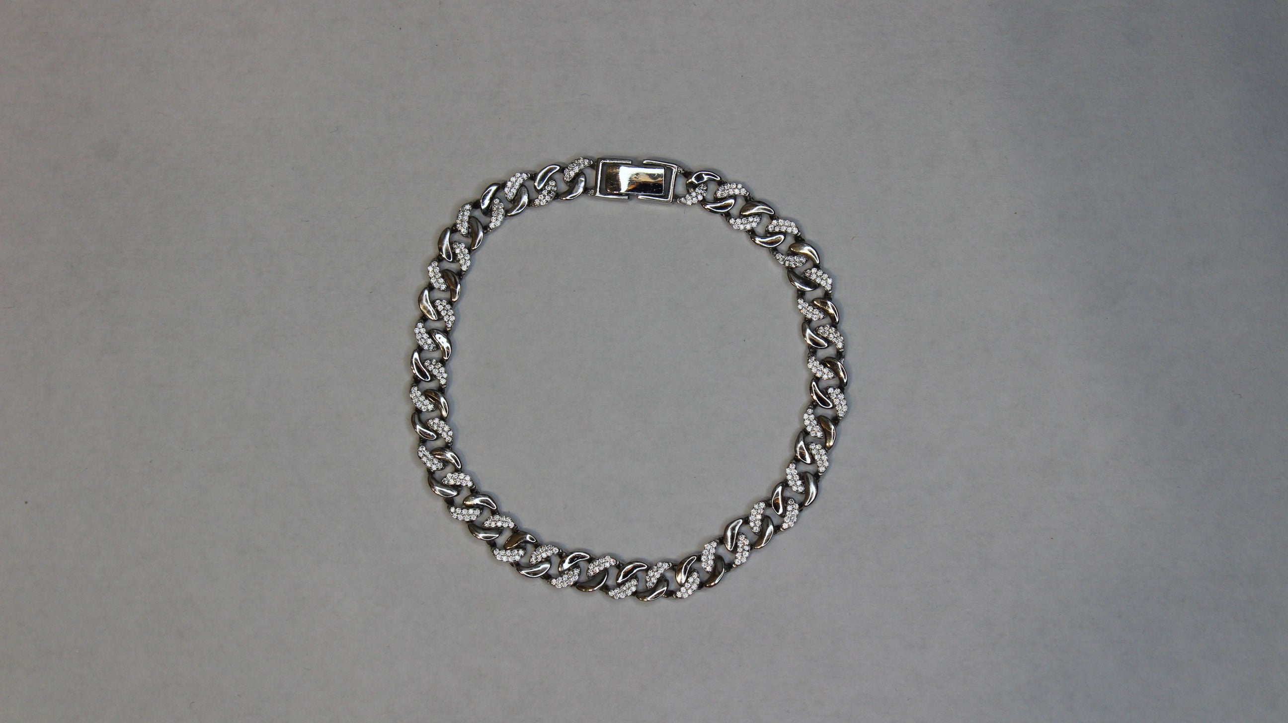 Frost Curb Bracelet