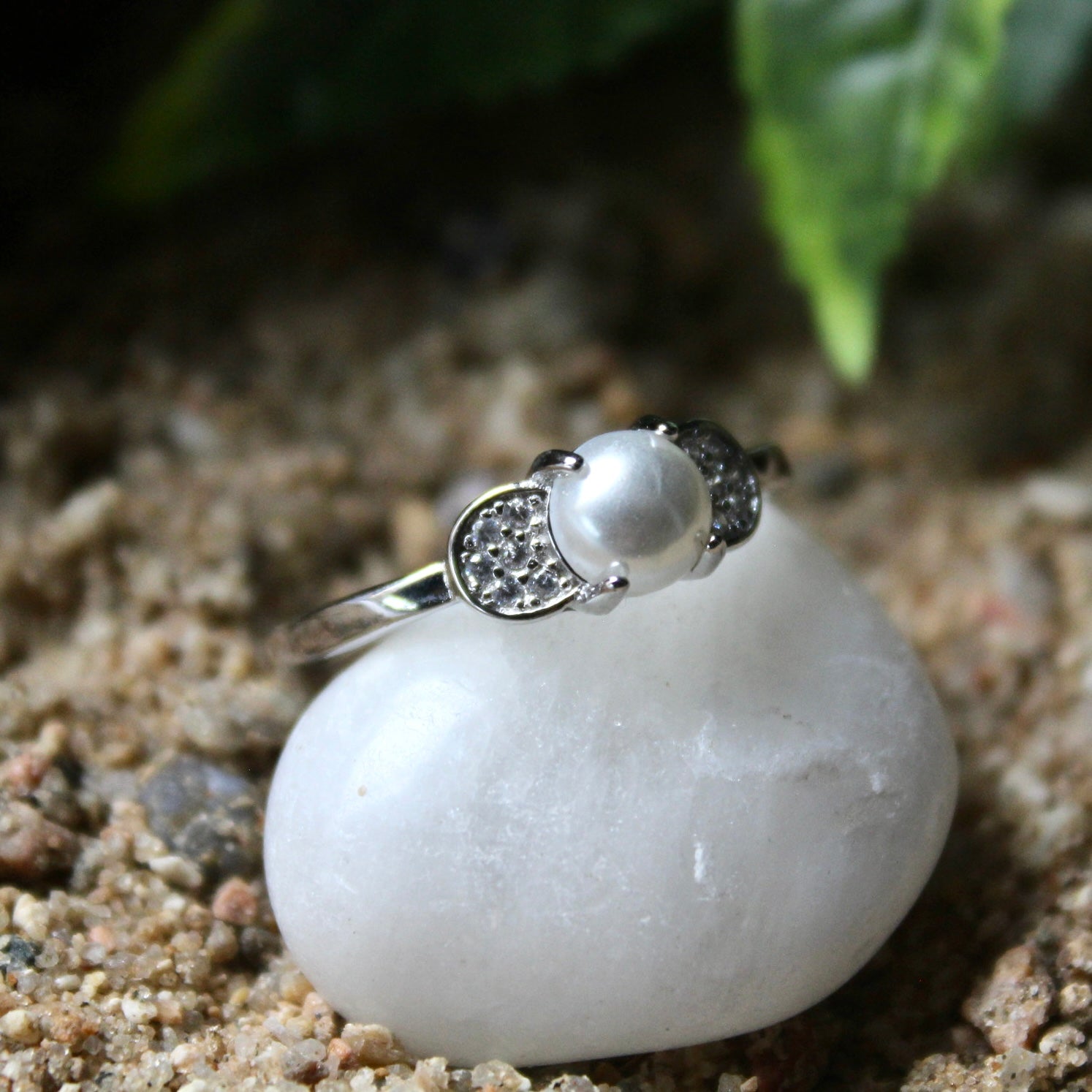 Pearlista Embrace Ring